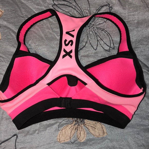 VS Sport Bra - Picture 2 of 4